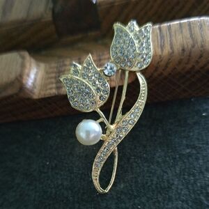 Gold Floral Crystal Pearl Brooch - Women's Jewelry